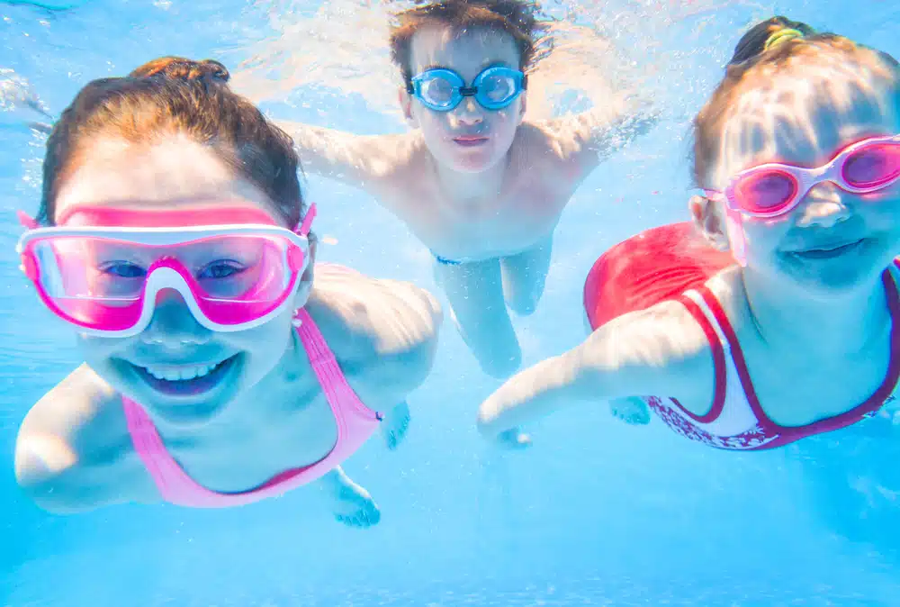 How to Protect Your Eyes when Swimming